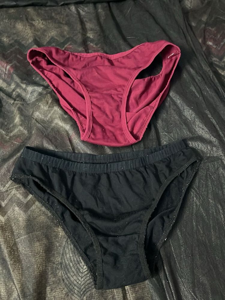 2 Pairs of Women's Briefs