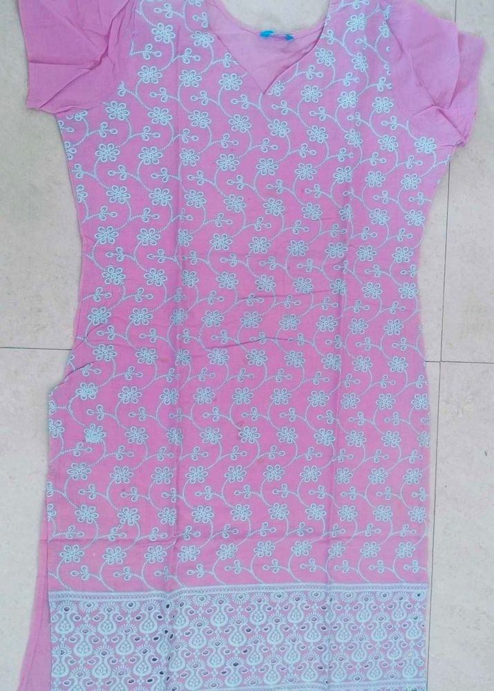 Pink Embroidered Cotton Kurta