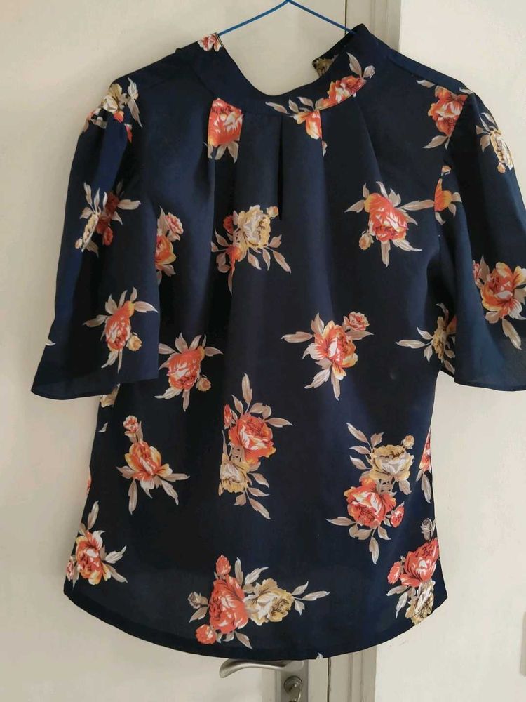 Floral Print Mock Neck Top