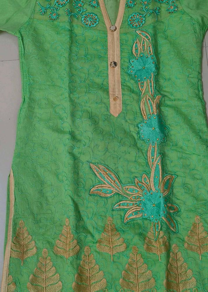 Embroidered Green Kurti