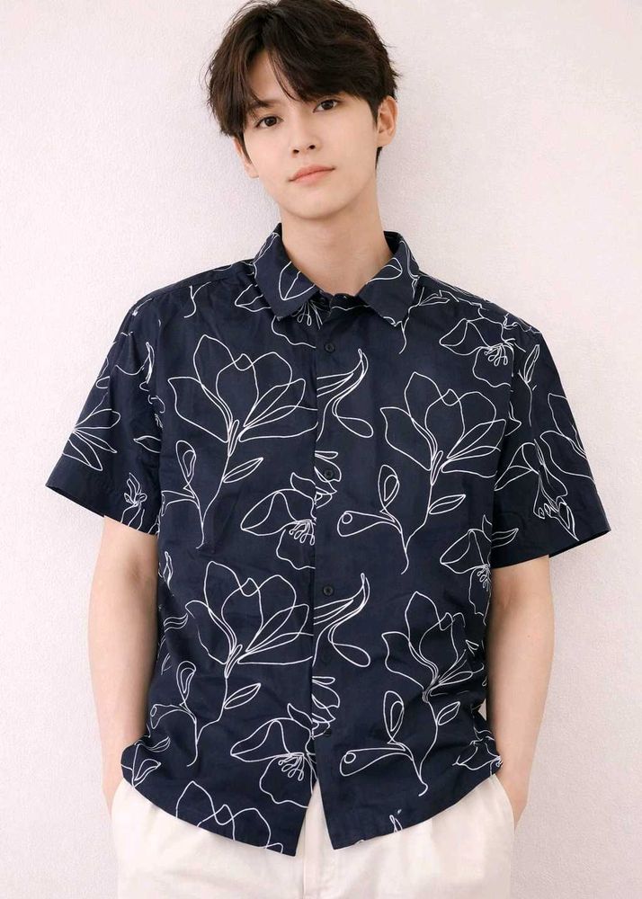 Men's Floral Print Short Sleeve Shirt