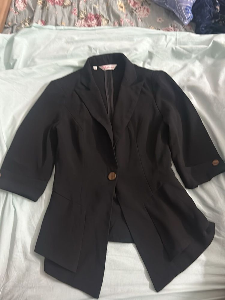 Chic Black Blazer Jacket