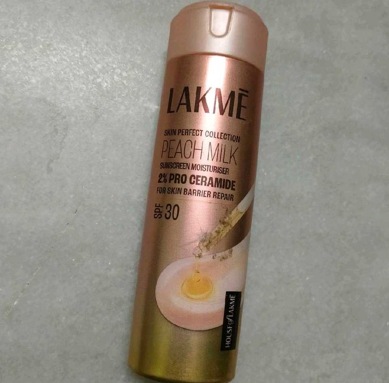 Lakme Peach Milk Sunscreen Moisturiser