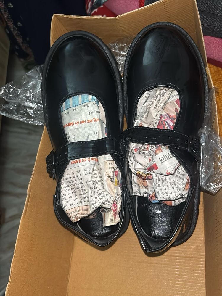 Stylish Black Mary Jane Shoes