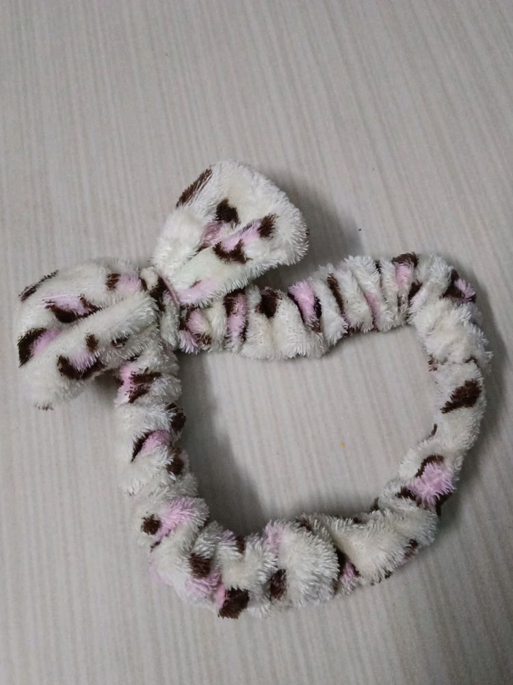 Soft Head Band With Bow
