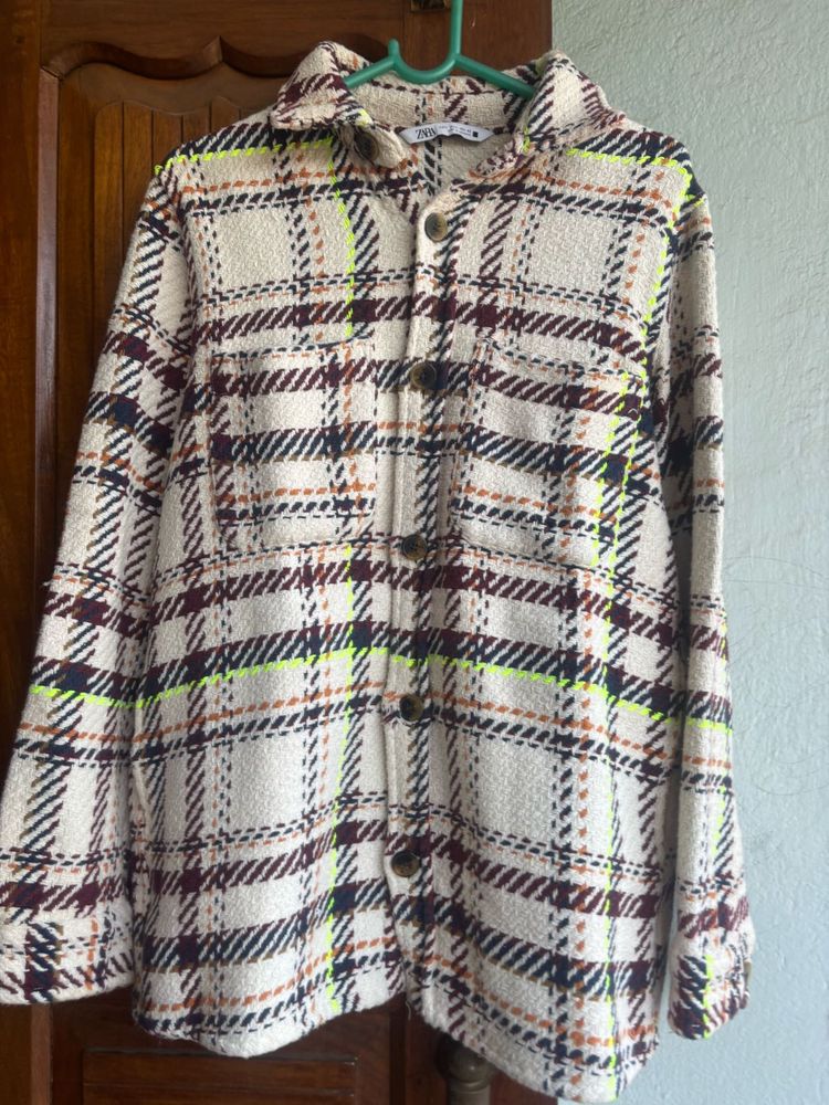 Zara tweed shaket - Unisex