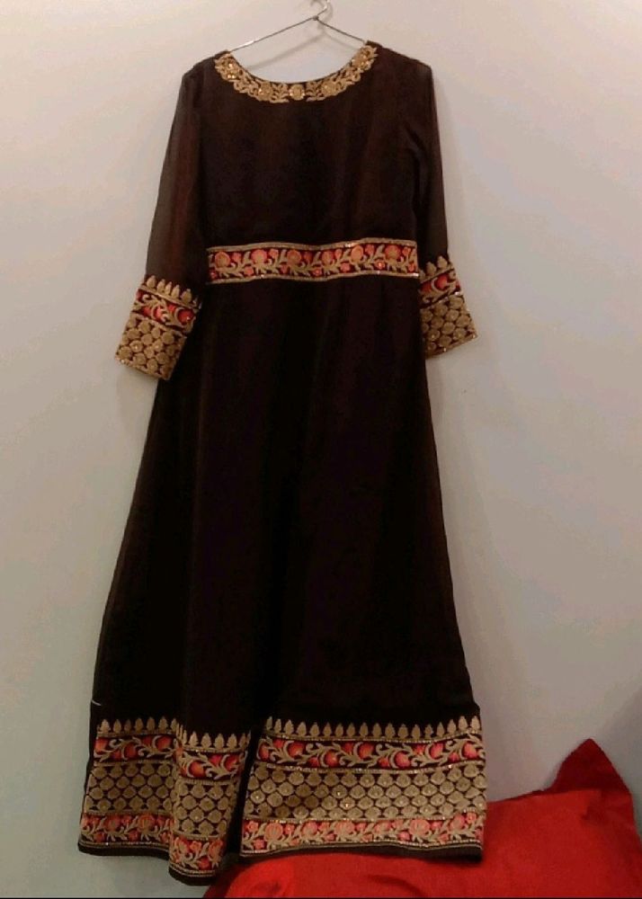 Elegant Embroidered ethnic gown with pant dupatta