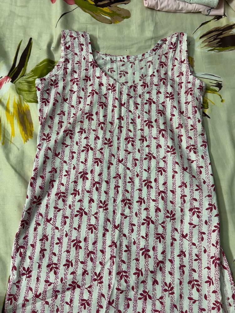 V-Neck Printed Sleeveless Kurta
