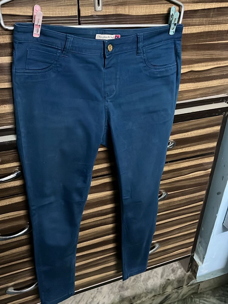 Stylish Blue Skinny Fit Pants