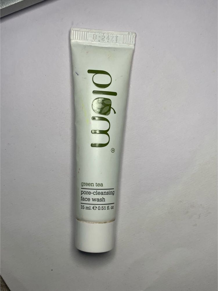 Plum Green Tea Pore Cleansing Face Wash