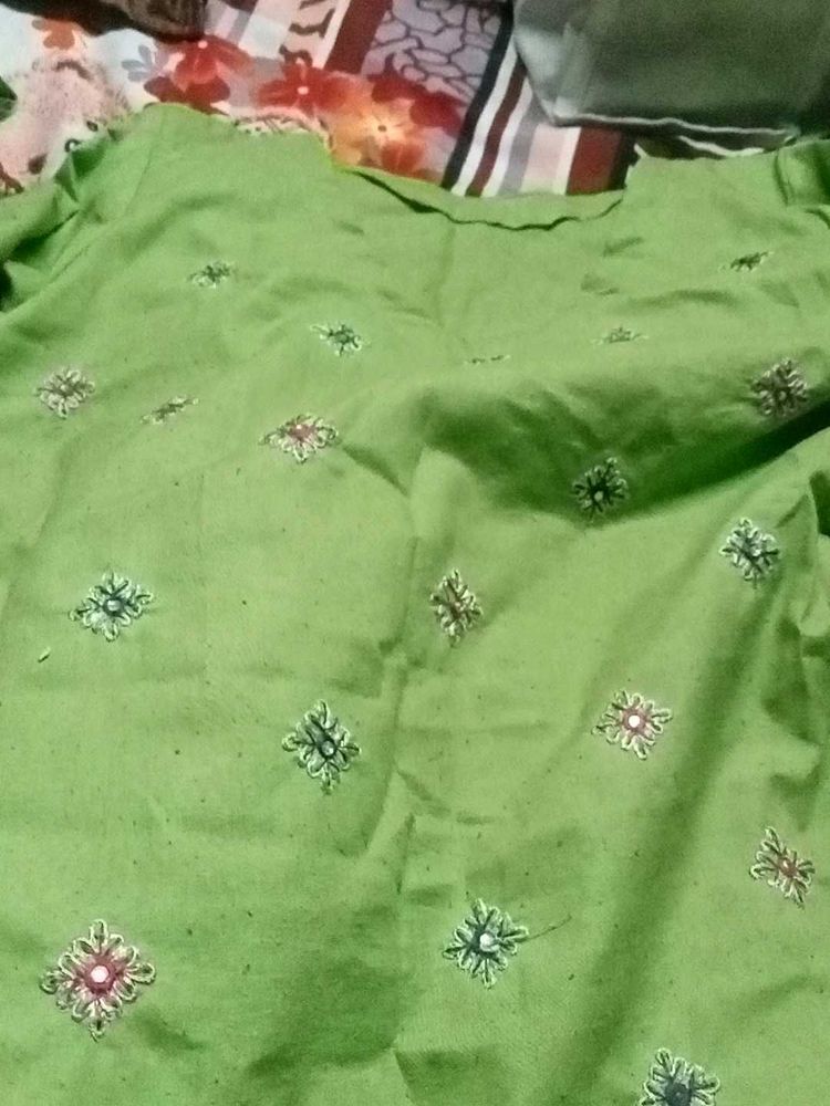 Green Embroidered Kurta