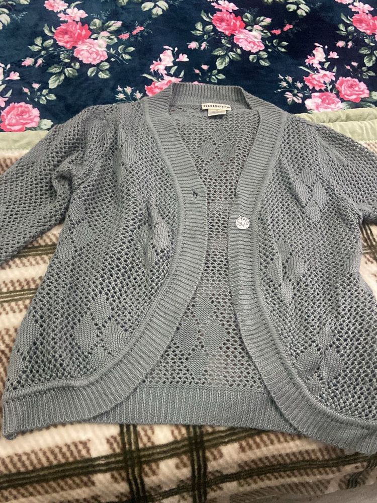 Wool shrug