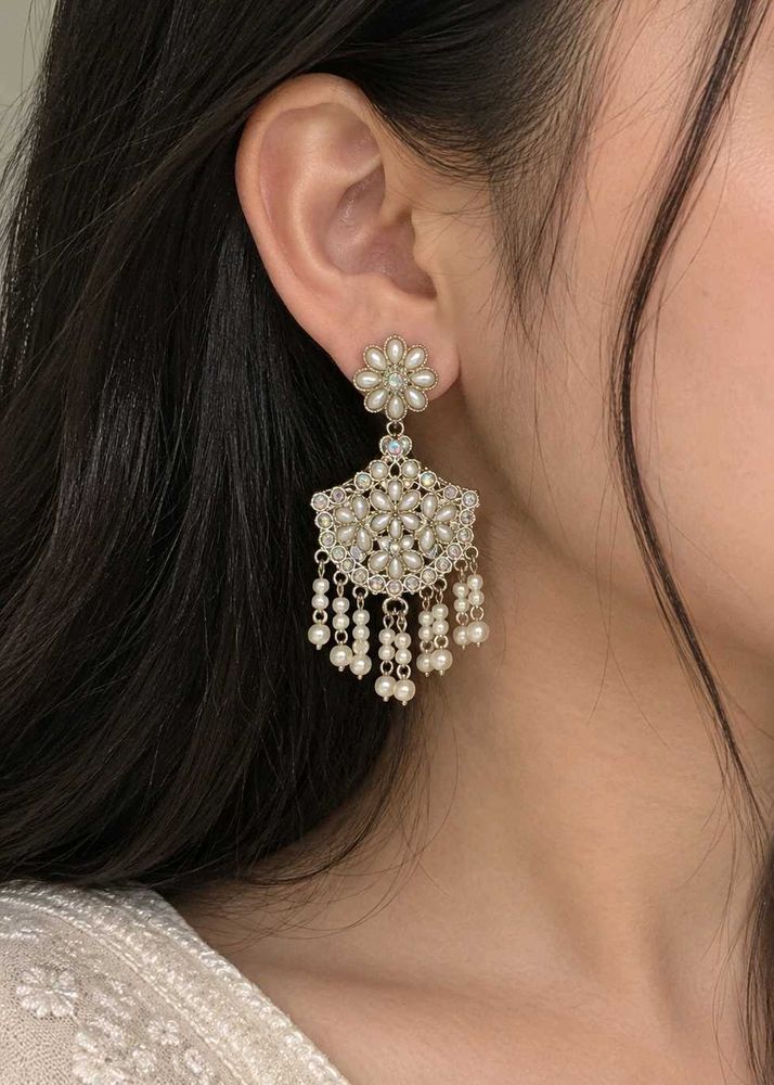 Elegant Pearl &amp; Crystal Chandelier Earrings