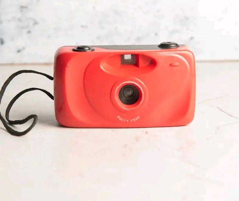 vintage focus free 33 mm cams