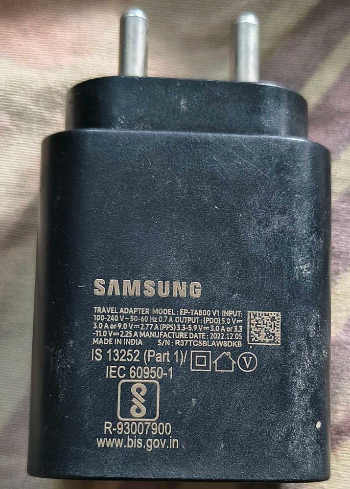 Samsung Travel Adapter EP-TA800 V1