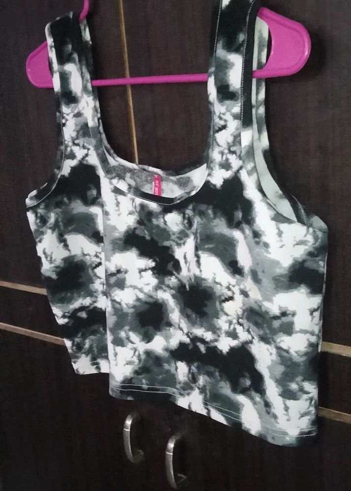 Tie-Dye Crop Tank Top