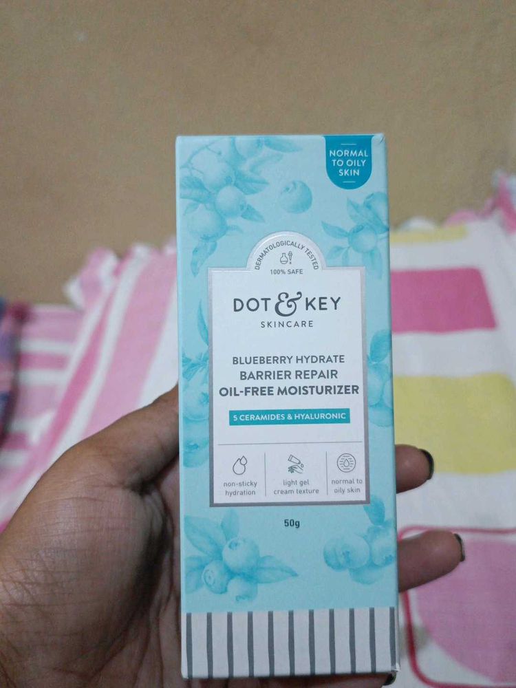Dot &amp; Key Blueberry Hydrate Moisturizer