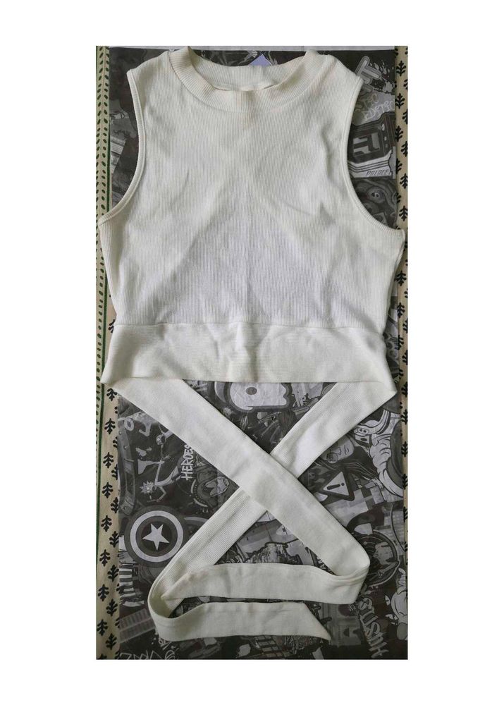 Open Back Tie Crop Top! 💌