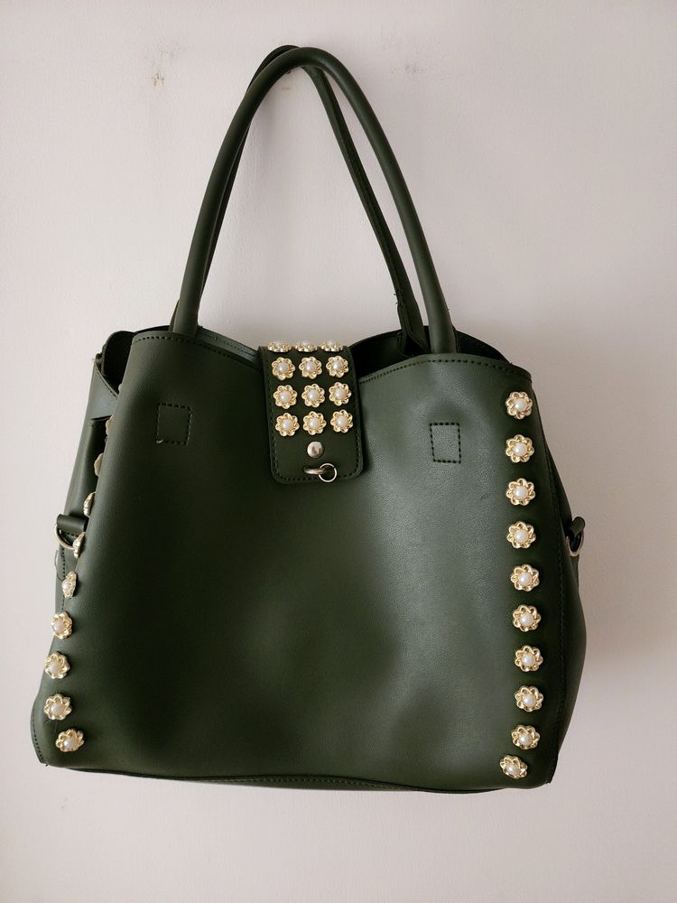 Dark green leather handbag with 3 compartments