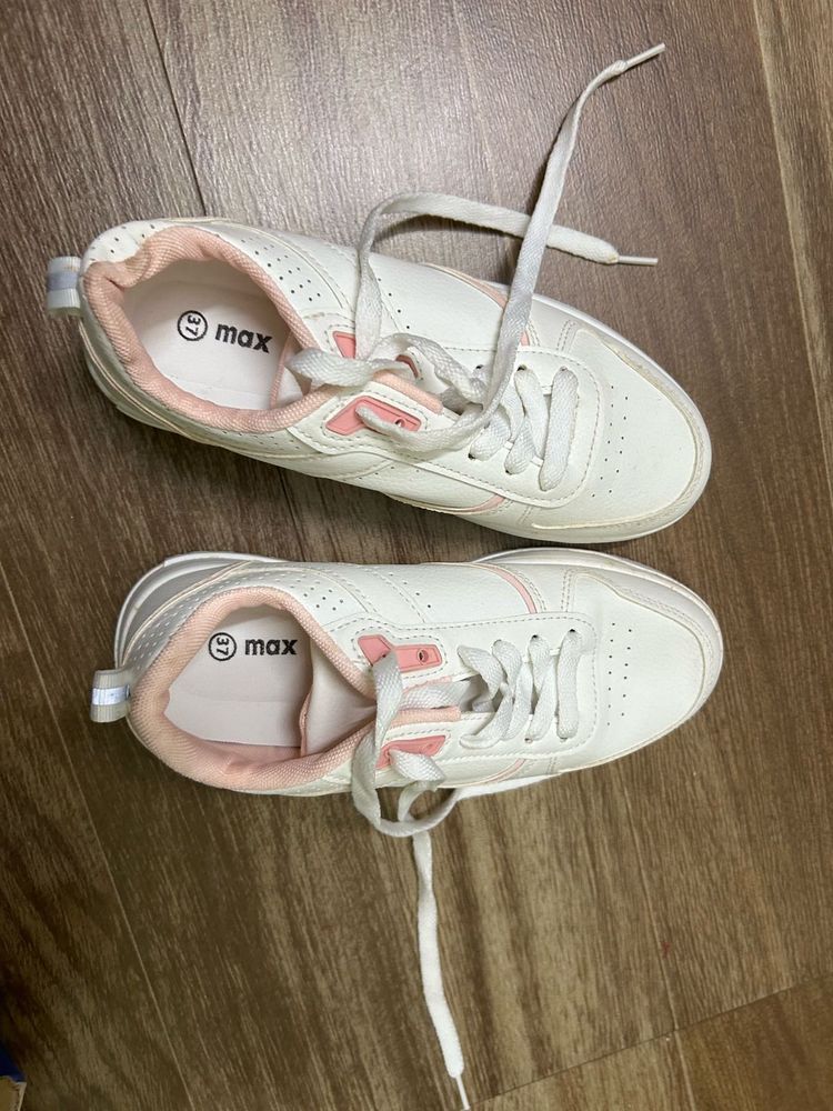 Max White &amp; Pink Accent Sneakers