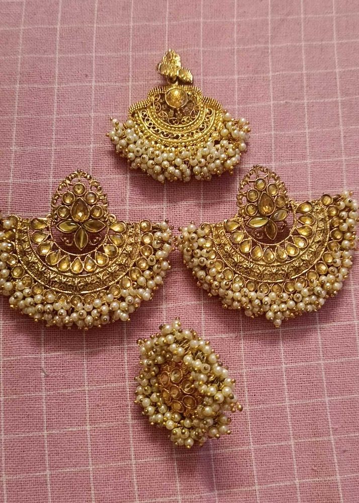 Exquisite Pearl &amp; Kundan Jewellery Set
