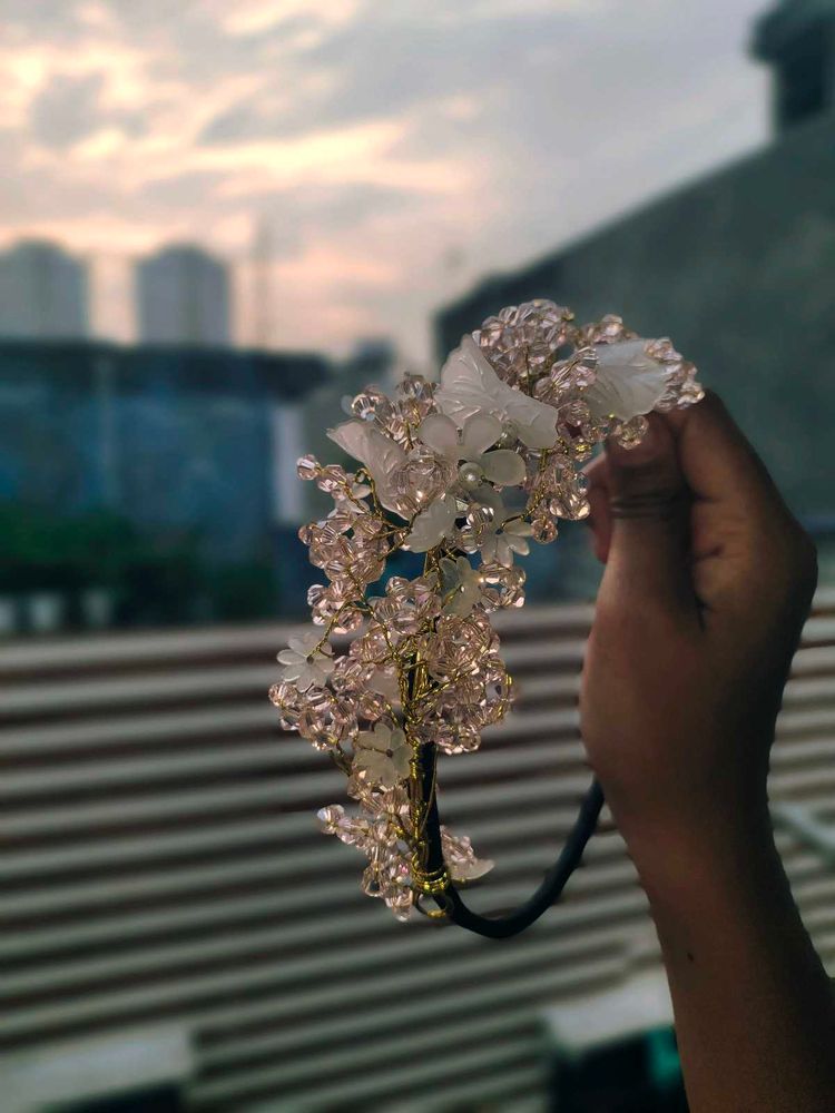 Exquisite Beaded Floral Hairband