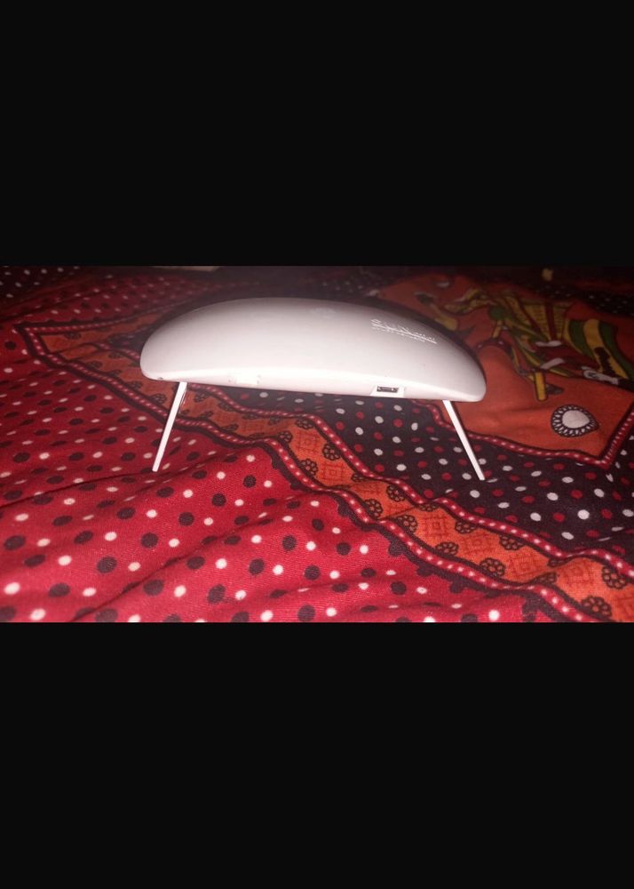 Portable UV Nail Lamp