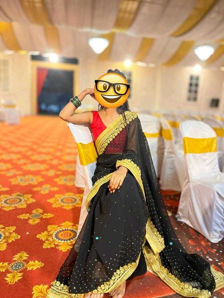 Elegant Black &amp; Gold Saree
