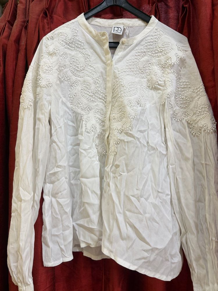 Elegant White Embroidered Top