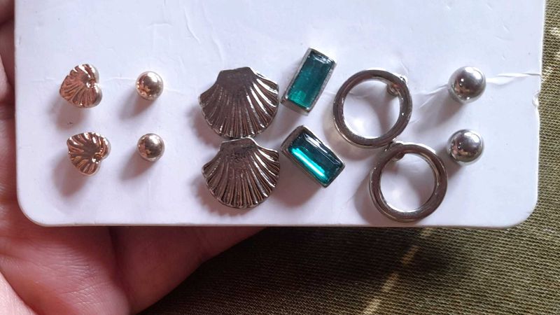 SET OF 5 STUD EARRING(GOLD 2 SILVER 3)