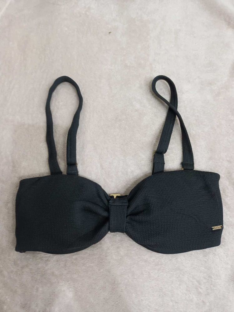 Chic Black Textured Bikini Top