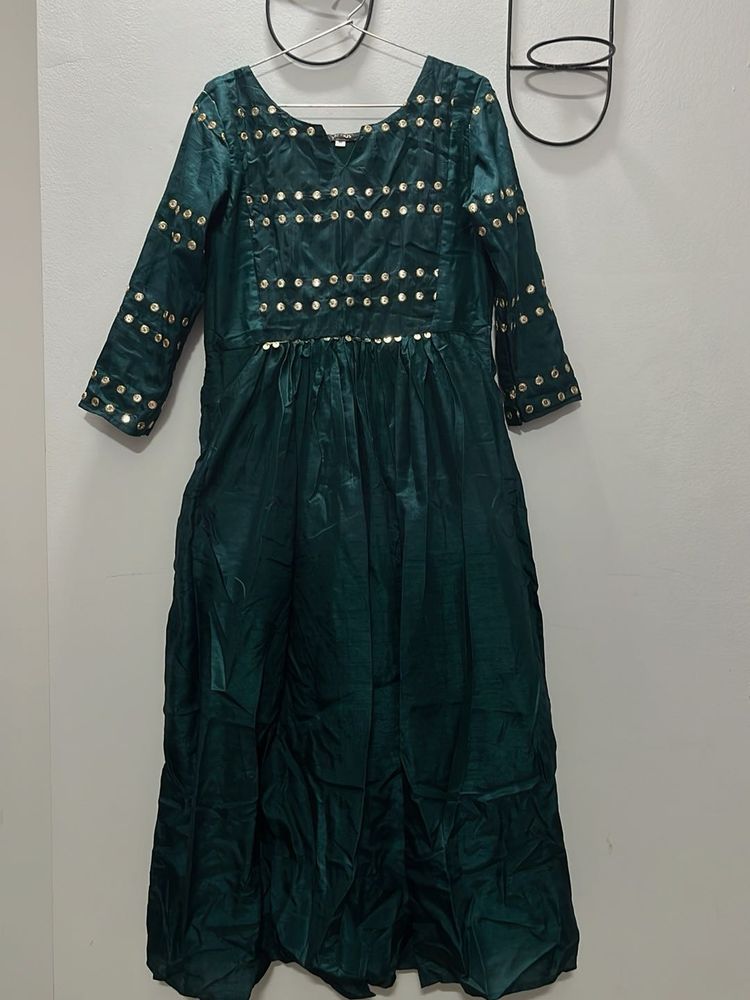 Festive Green Embellished Kurta Set