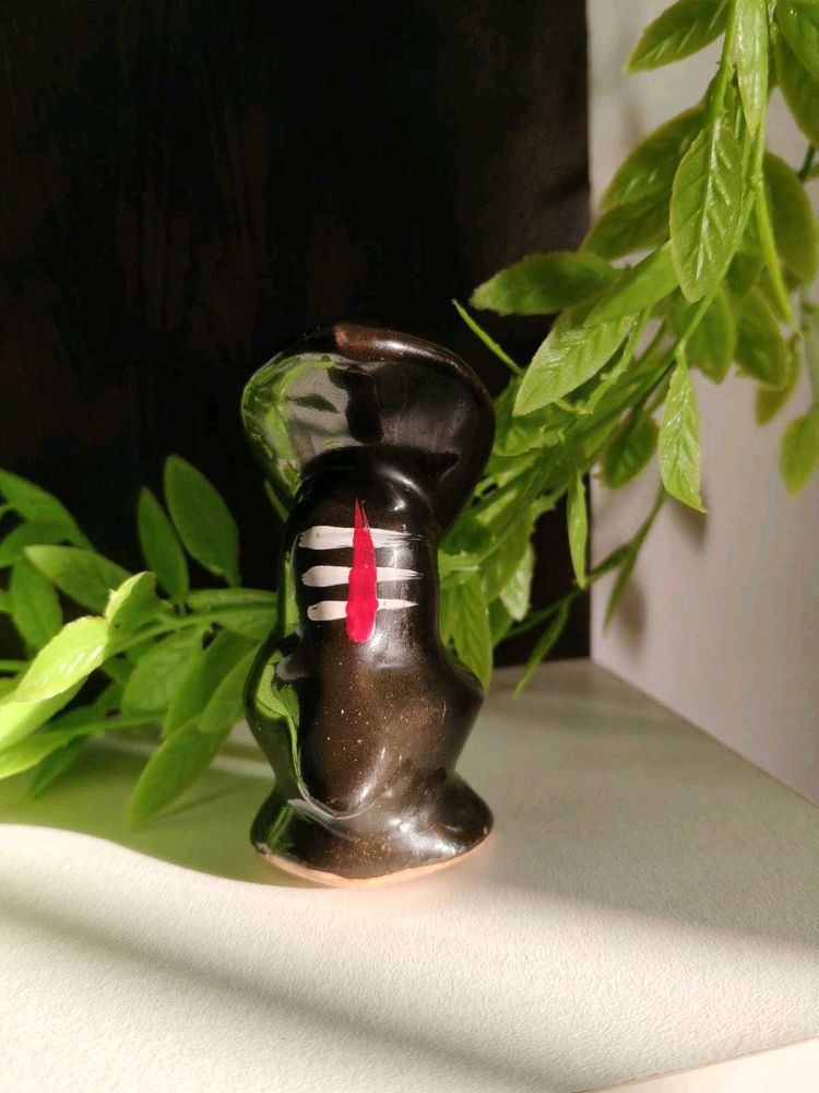 Lord Shiva Lingam Showpiece