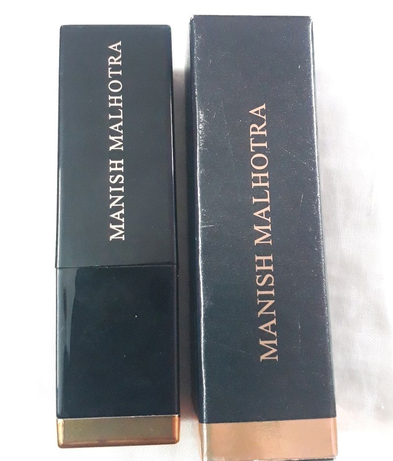 Myglamm Manish malhotra Hi Shine Lipstick