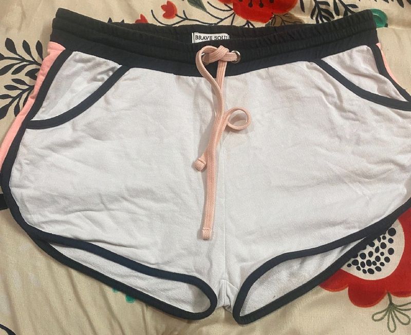 BRAVE SOUL SHORTS
