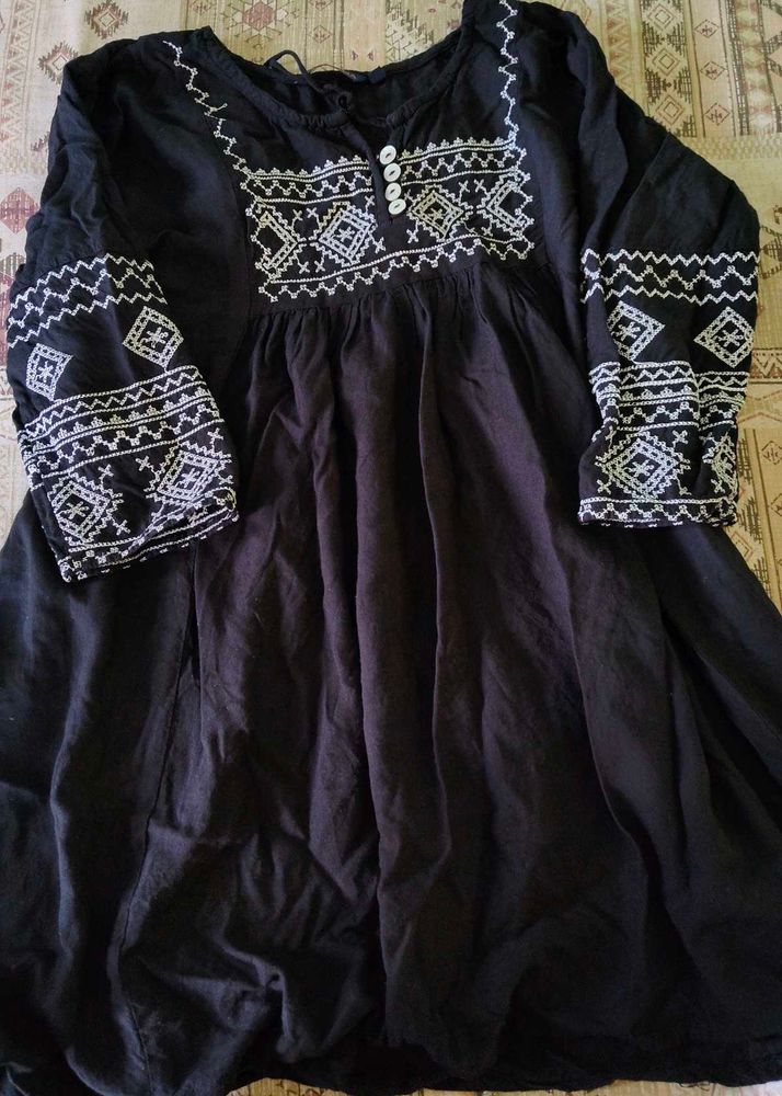 Black Embroidered Cotton Kurta