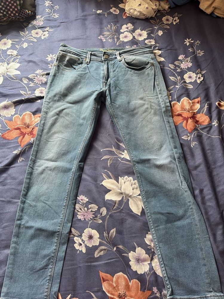 Light Wash Denim Jeans