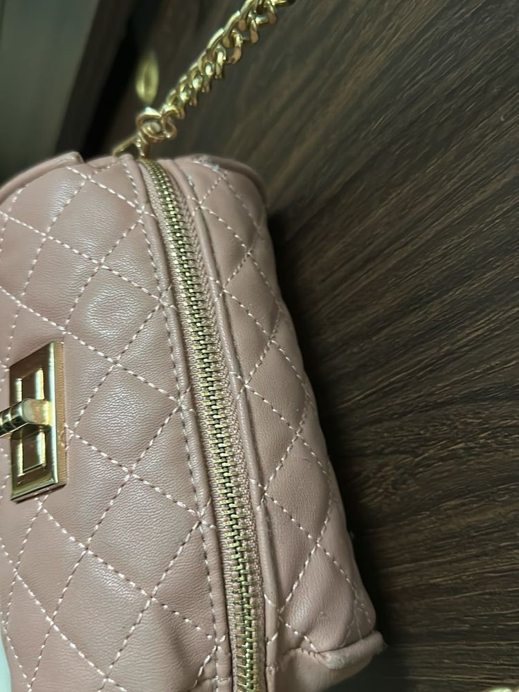 Forever21 Chic Quilted Crossbody Bag