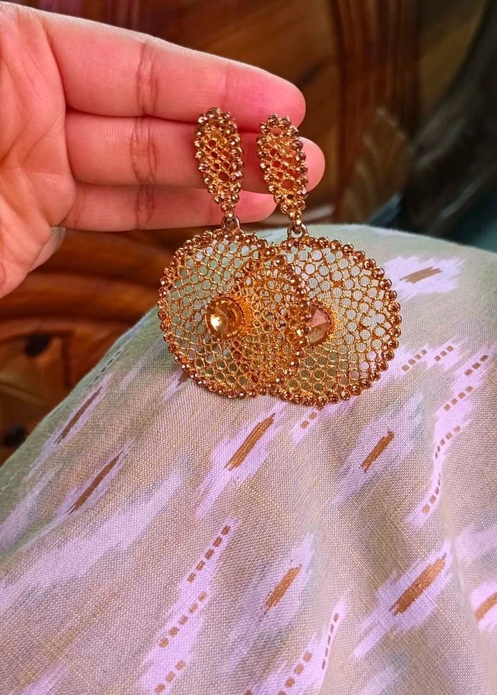 Beautiful Golden Earrings !