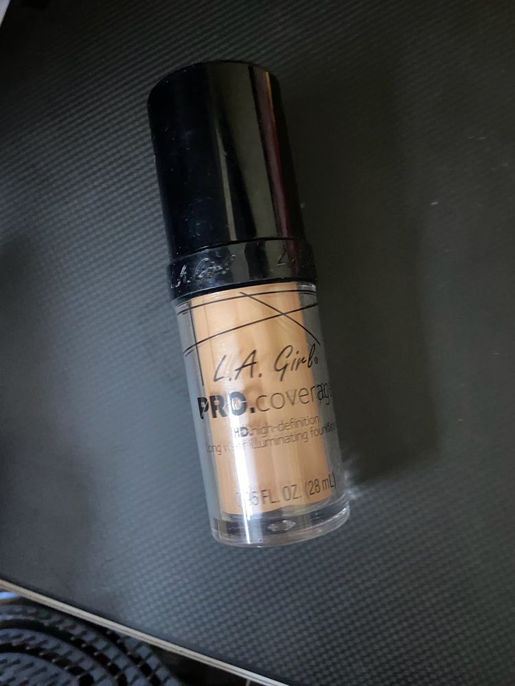 High Converage Foundation - Nude Beige