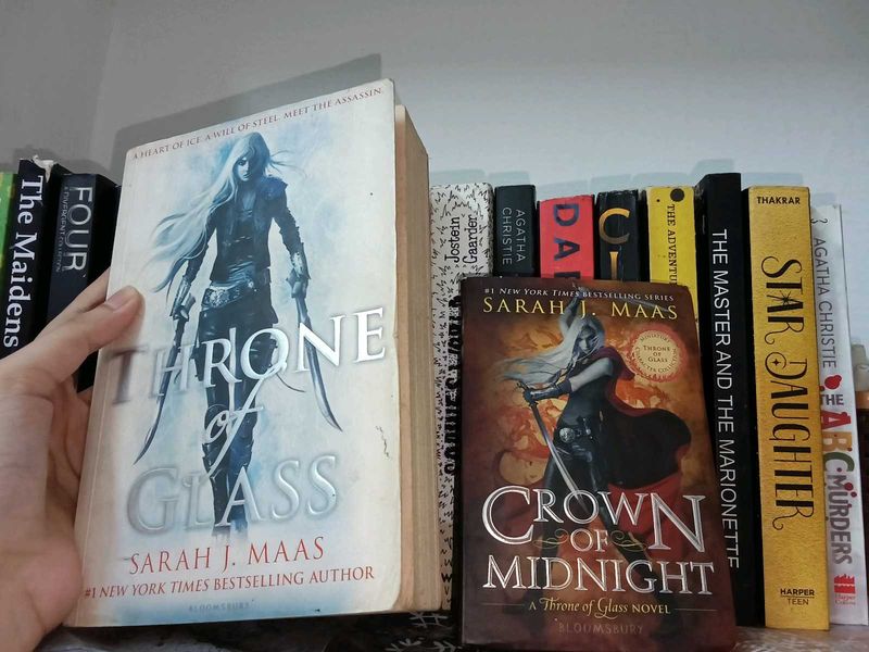 Throne of Glass series book 1 and 2