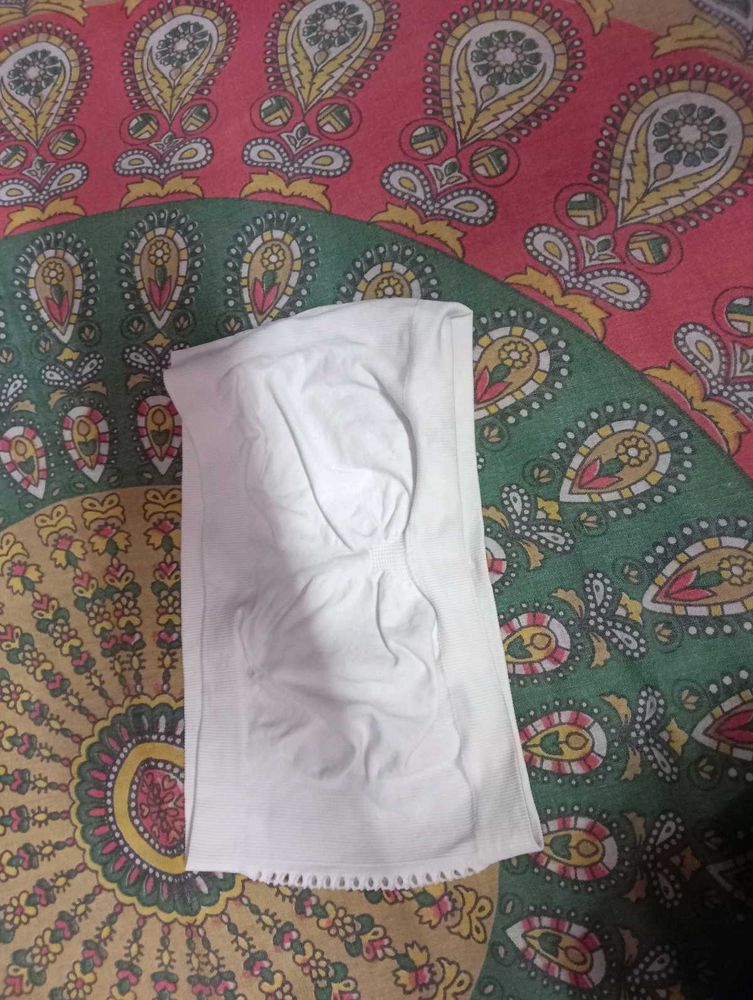 Comfortable White Seamless Bra