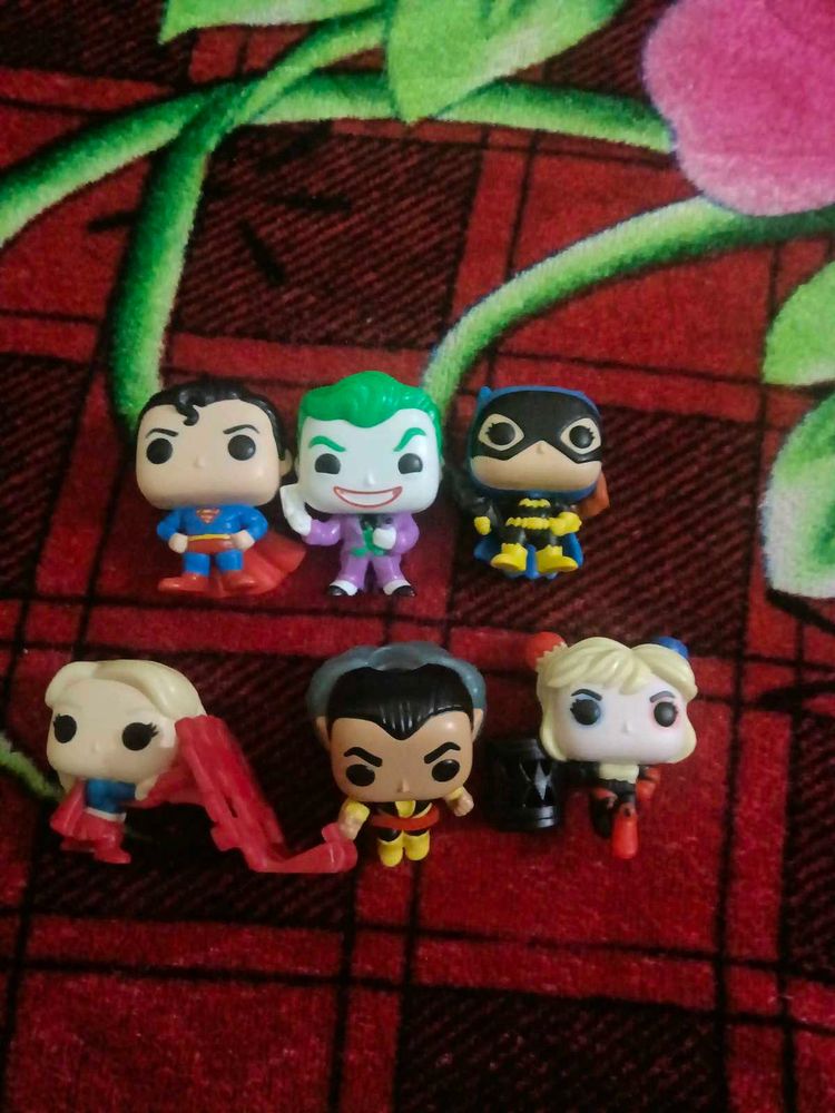 International DC set of six