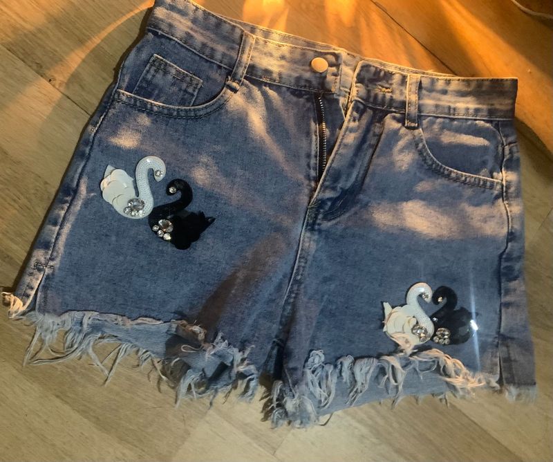 Very Stylish Denim Swan Shorts