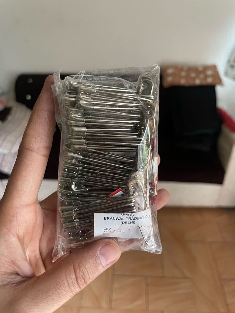 Pack of Safety Pins