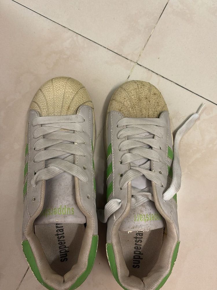 Stylish White &amp; Green Sneakers