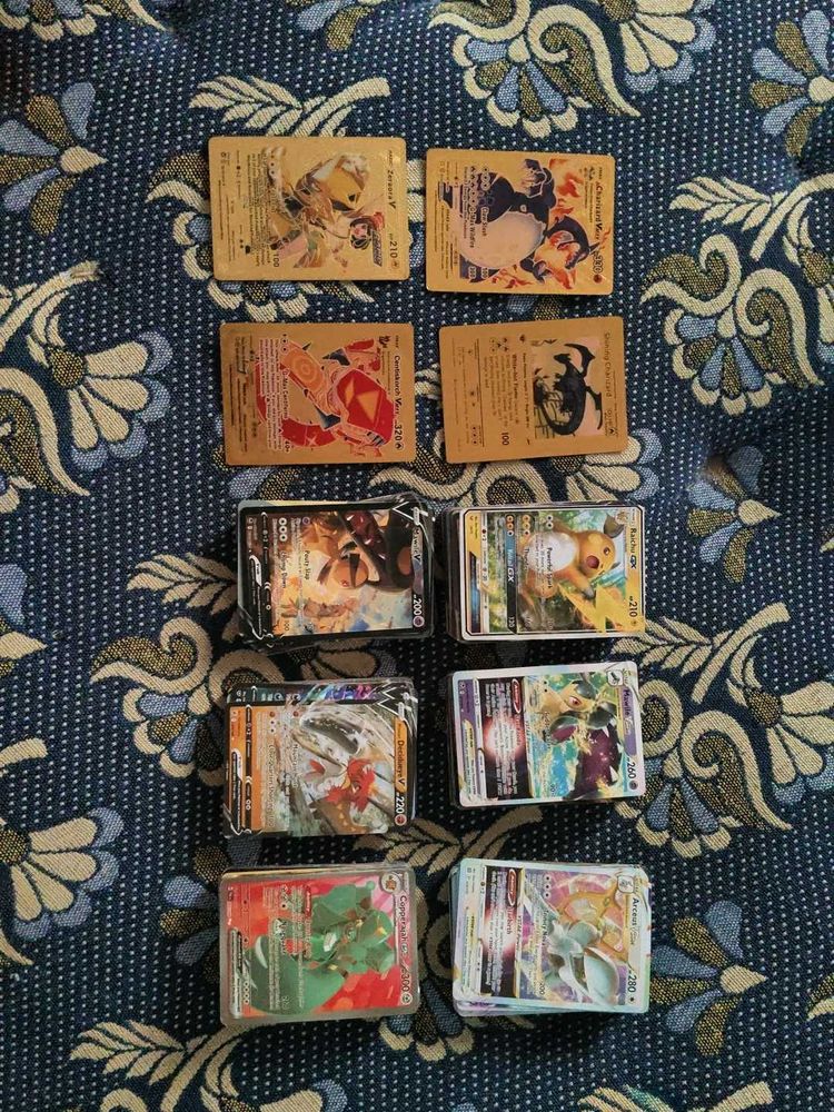 Pokemon cards full set 250+ and 4 Gold