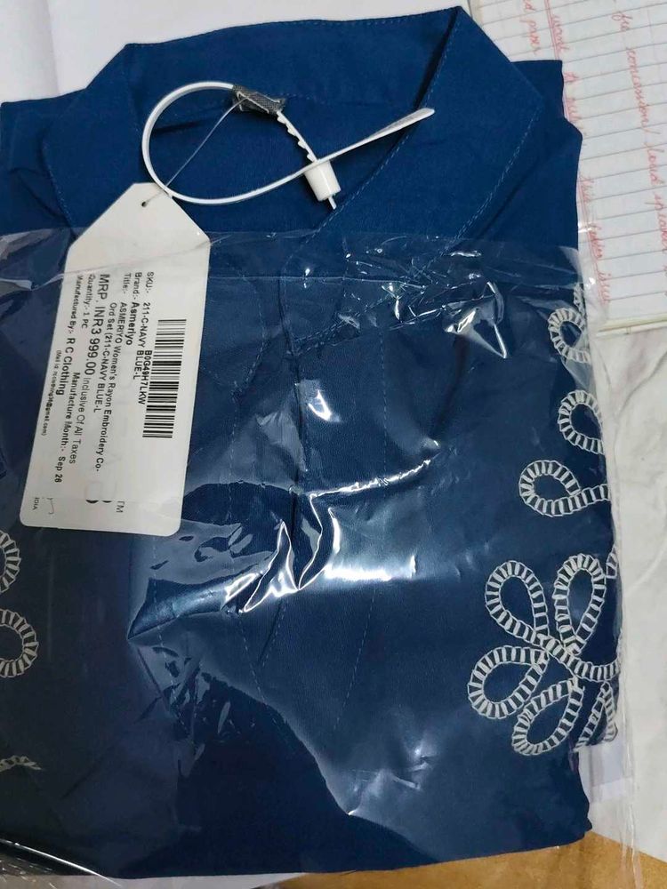Elegant Navy Blue Embroidered Kurta Set