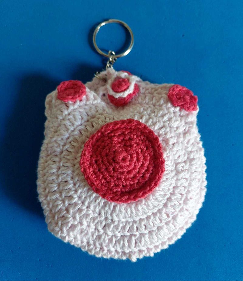 Cat paw earphone holder.