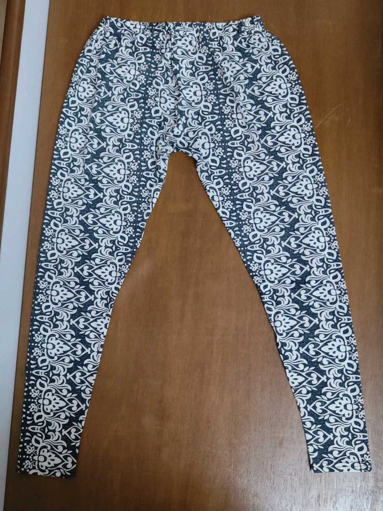 Stylish Printed Leggings